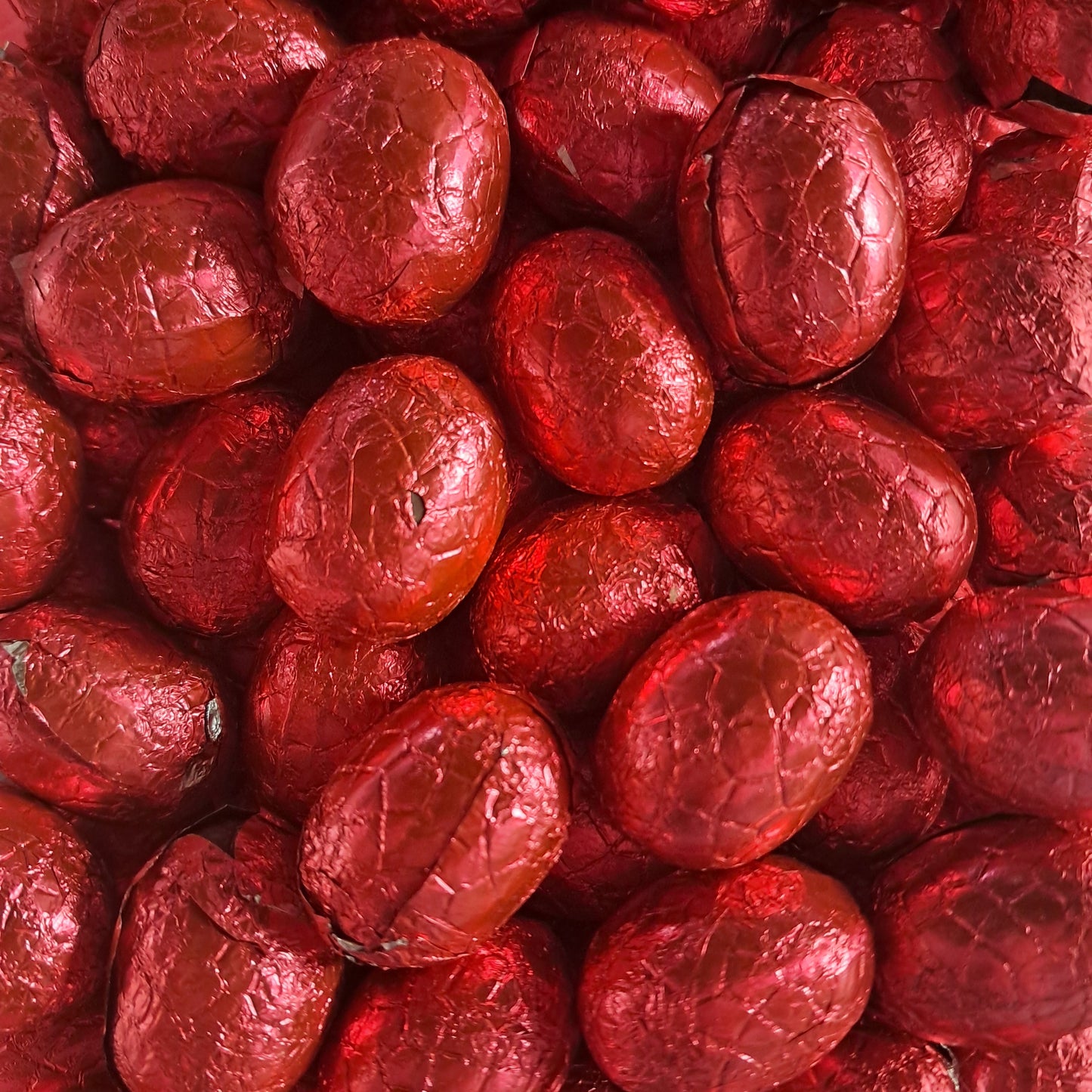 Petits oeufs chocolat au lait fourrés cookie and cream (100g)