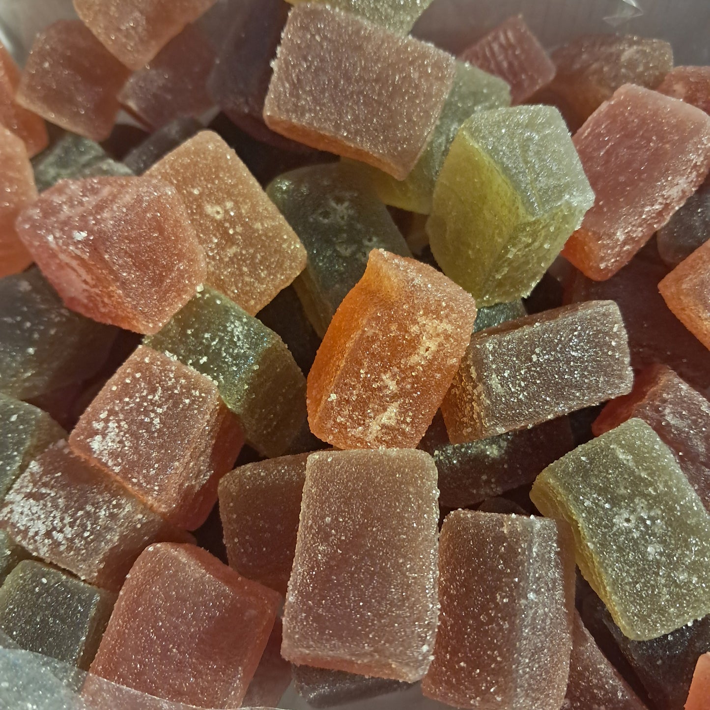 Pâtes de fruits saveur pomme, orange, fraise, cassis (100g)